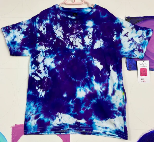 Playful Tee 123 in Youth size M