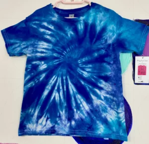 Playful Tee 192 in Youth size XS