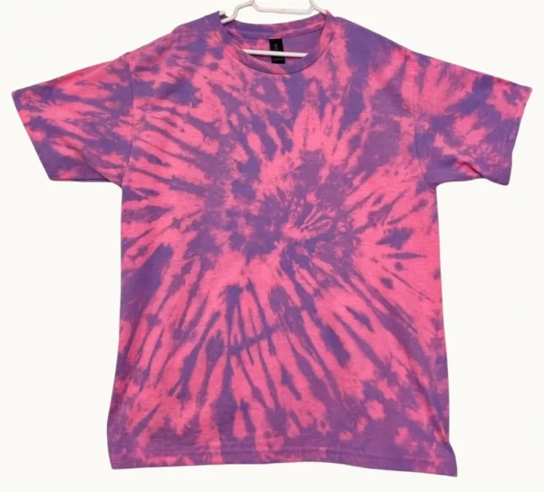 Playful Tee 245 in Youth size L