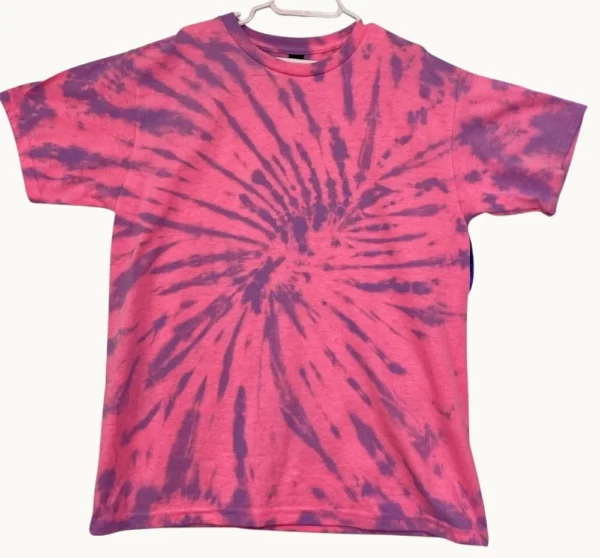 Playful Tee 246 in Youth size L