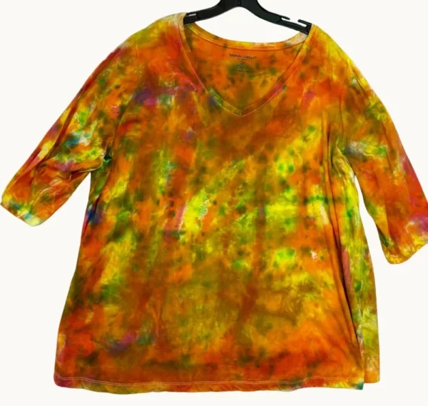 Playful Tunic Top 317 in Womens size XL