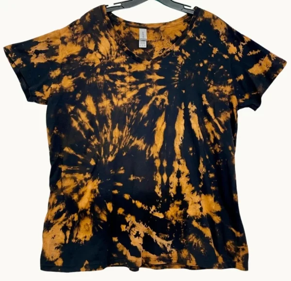 Playful V-Neck Tee 408 in Womens size 2XL