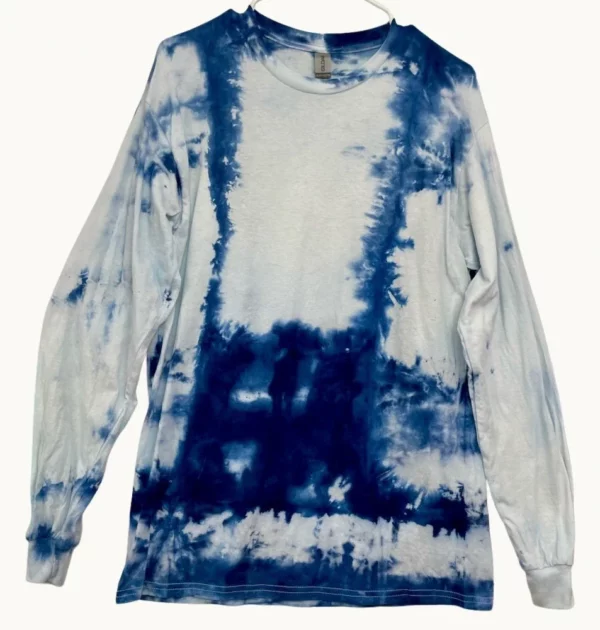 Playful Tee 432 in Adult size M