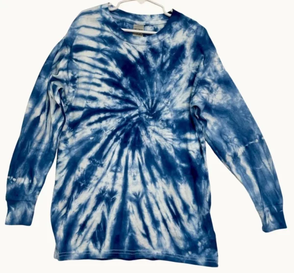 Playful Tee 455 in Youth size S