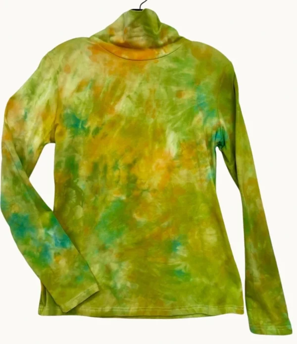 Playful Turtleneck 539 in Womens size M