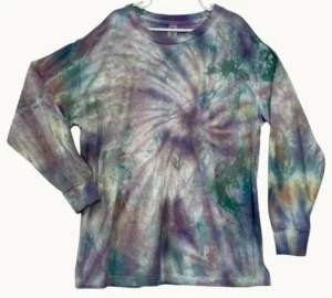 Playful Tee 630 in Youth size M
