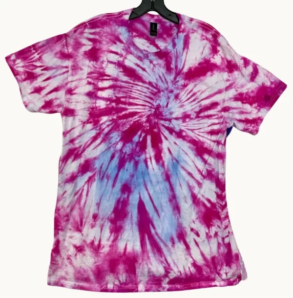 Playful Tee 687 in Adult size L